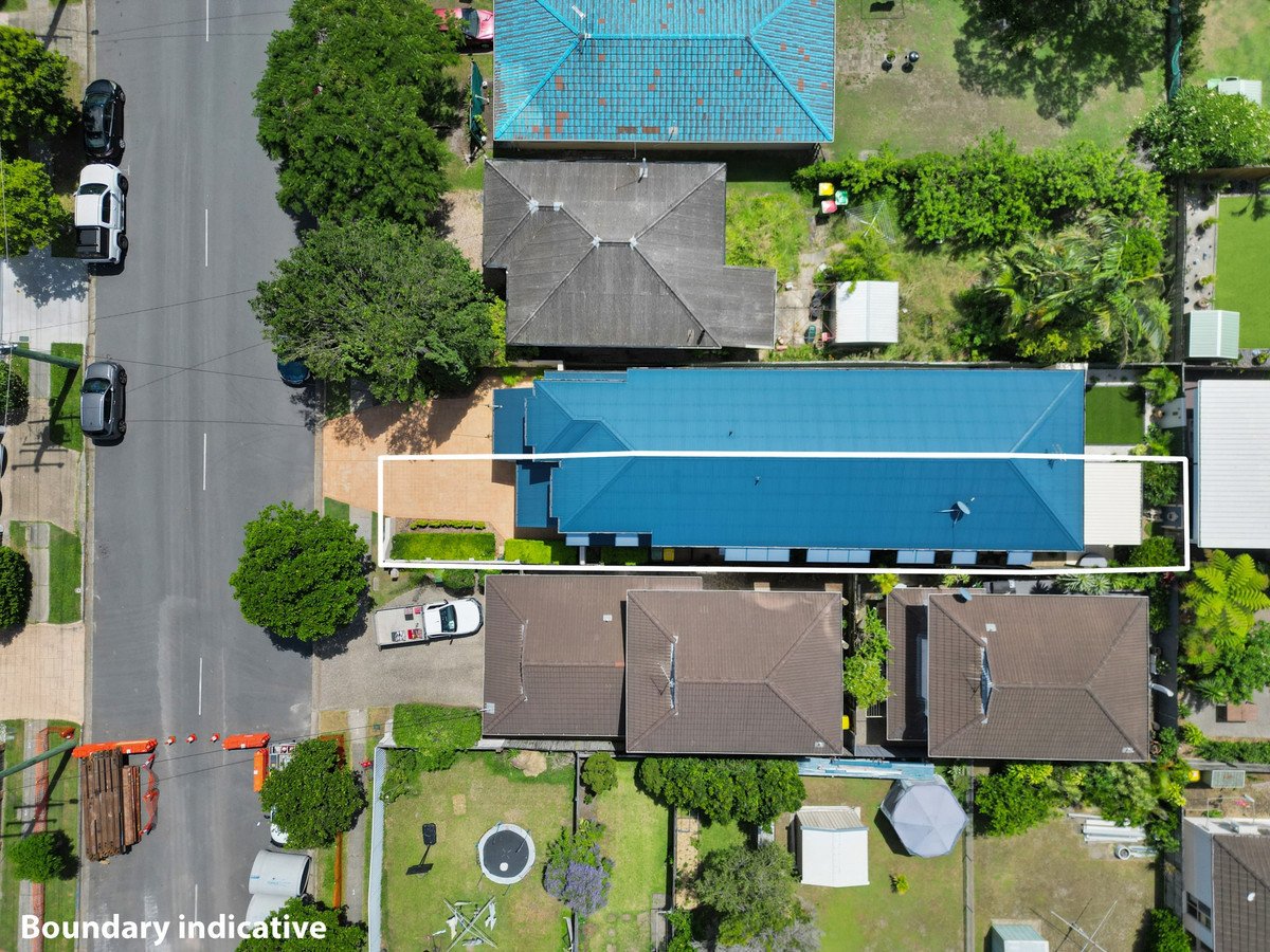 2/79 Nobby Parade MIAMI 18