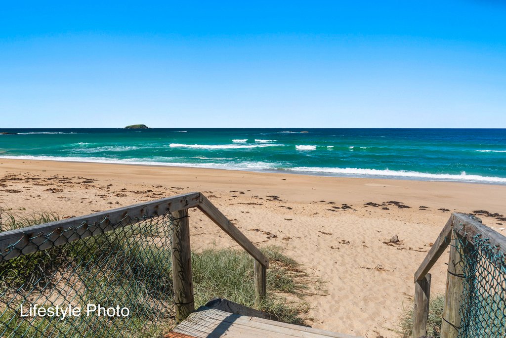 27/94 Solitary Islands Way SAPPHIRE BEACH 19
