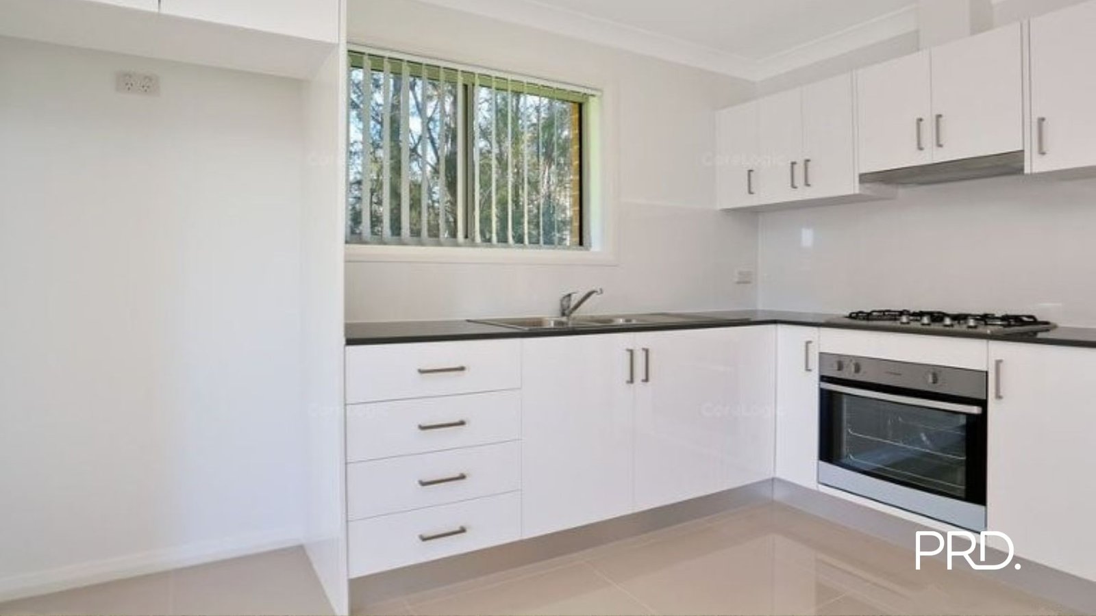 27A Augusta Pl  St Clair 4