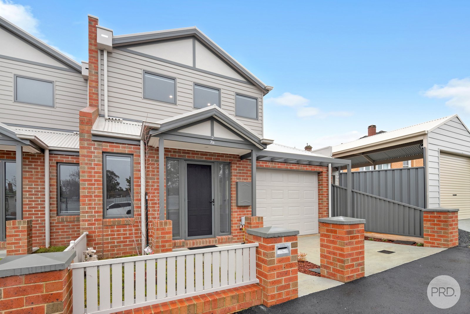 2/7A Eddy Street GOLDEN POINT 1