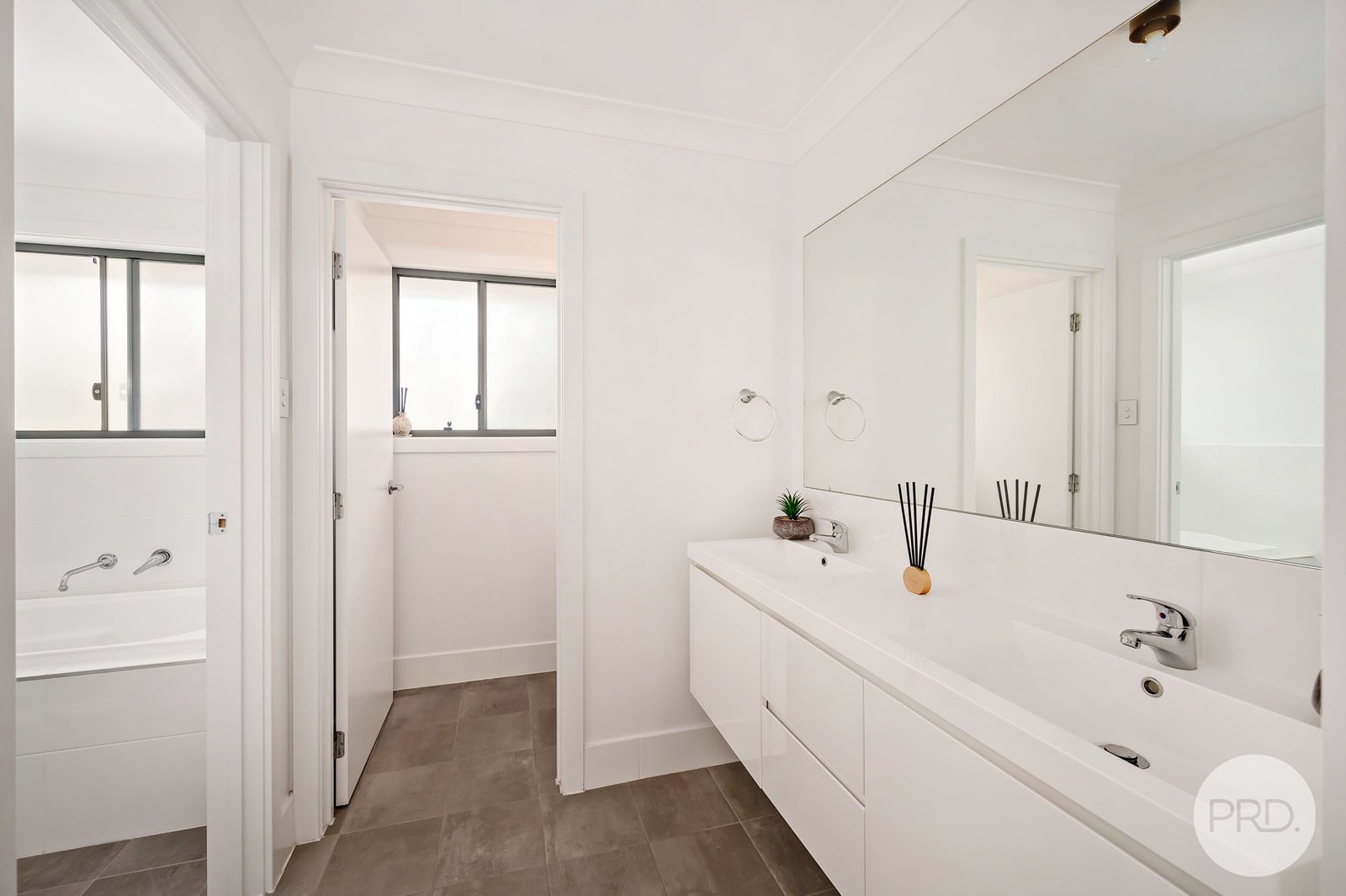 27a Gould Drive LEMON TREE PASSAGE 6