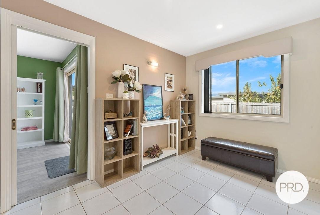 27A Henty Close OLD BEACH 16