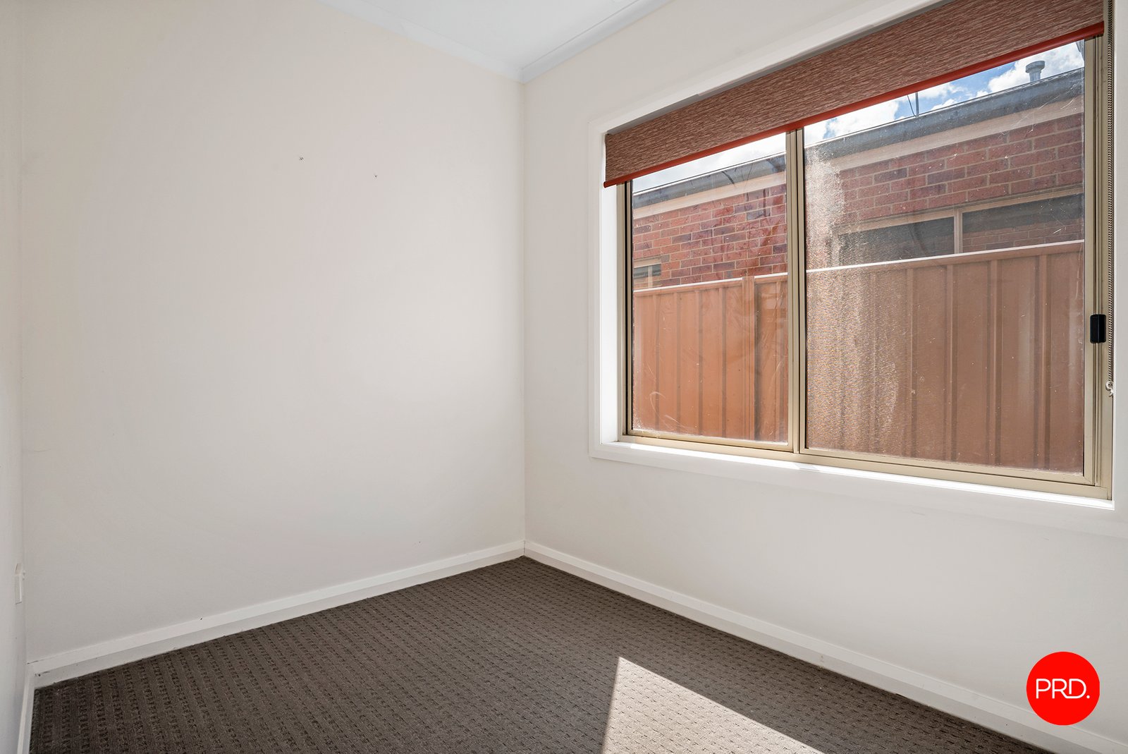 27A Londonderry Way EPSOM 12