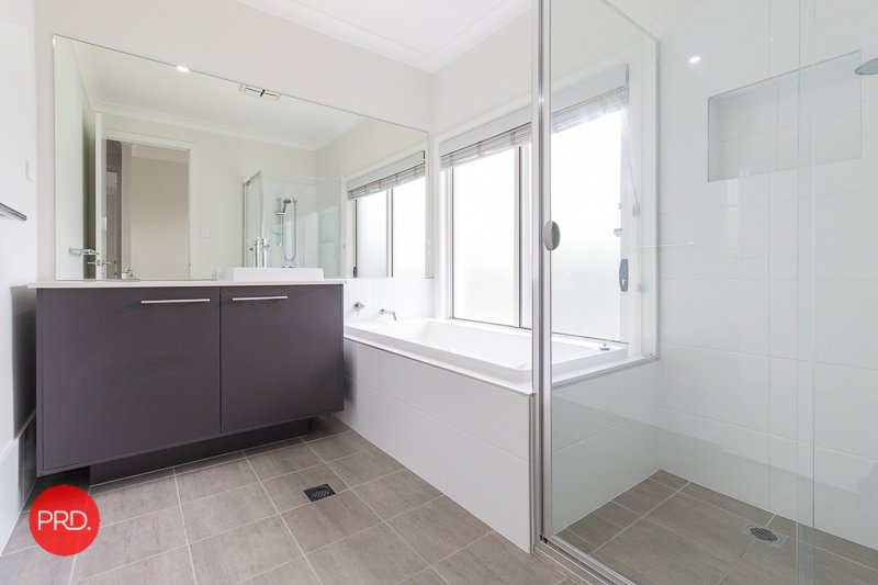 27A Mecca Lane BUNGENDORE 17