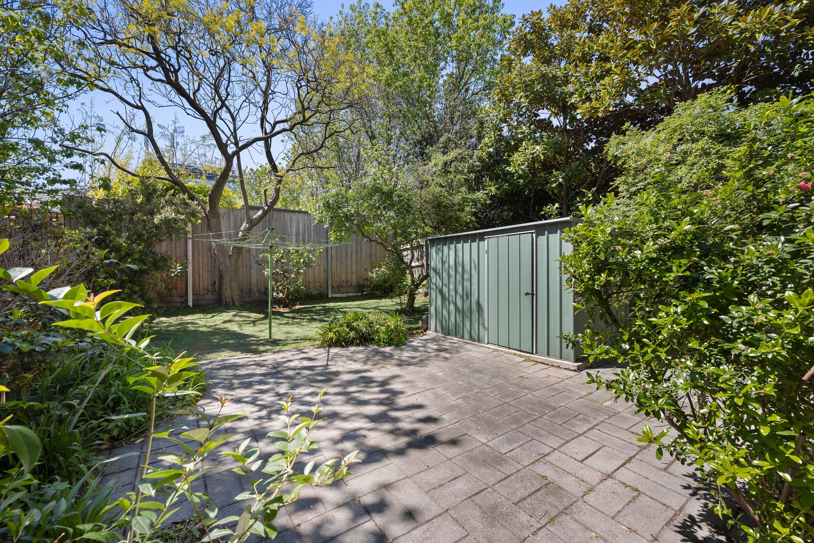 Real Estate and Property in 27A Nepean Highway, Elsternwick, VIC