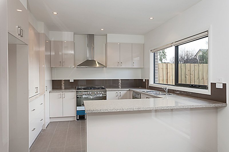 Gallery: 27a Rae Avenue