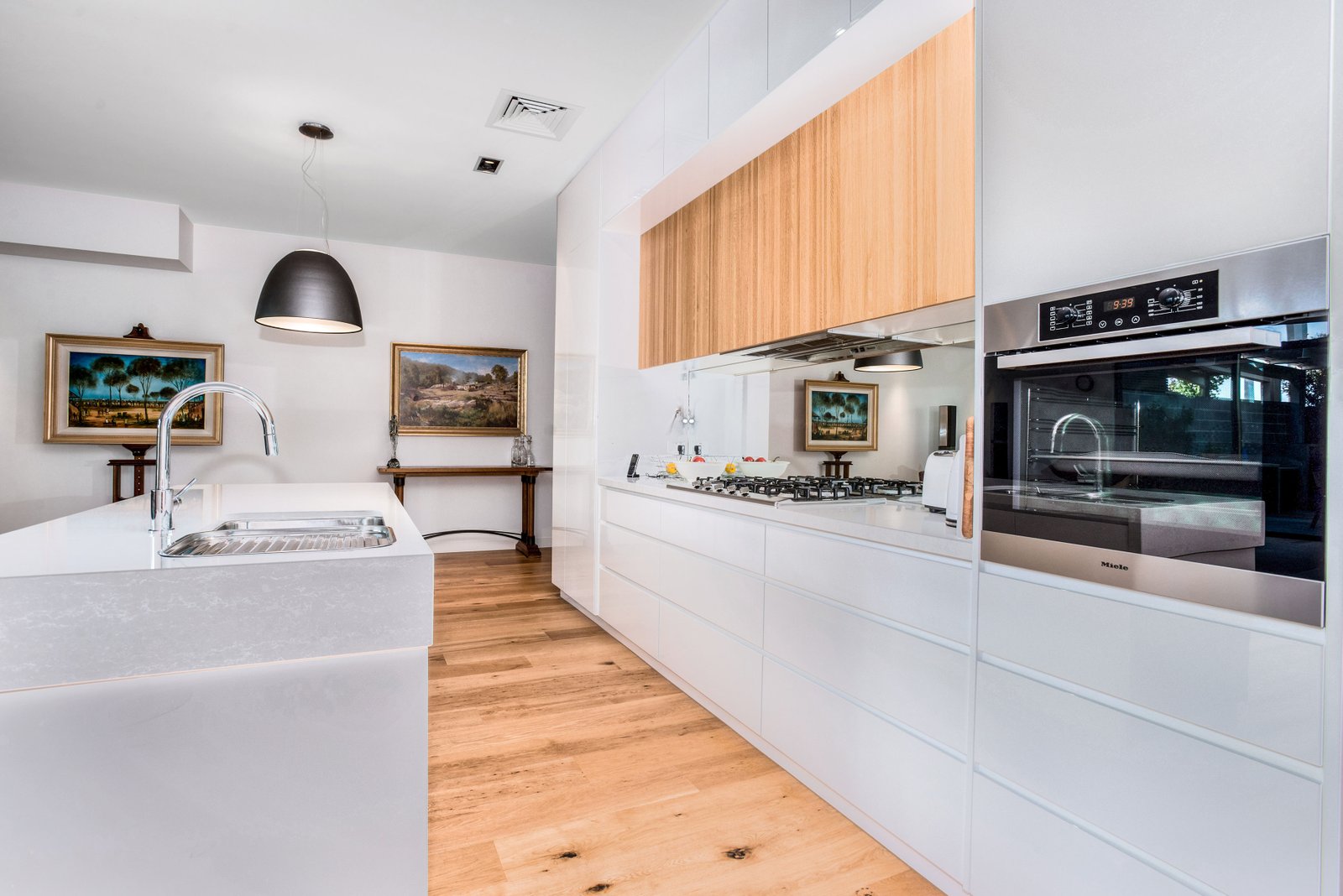 Gallery: 27a Smith Street