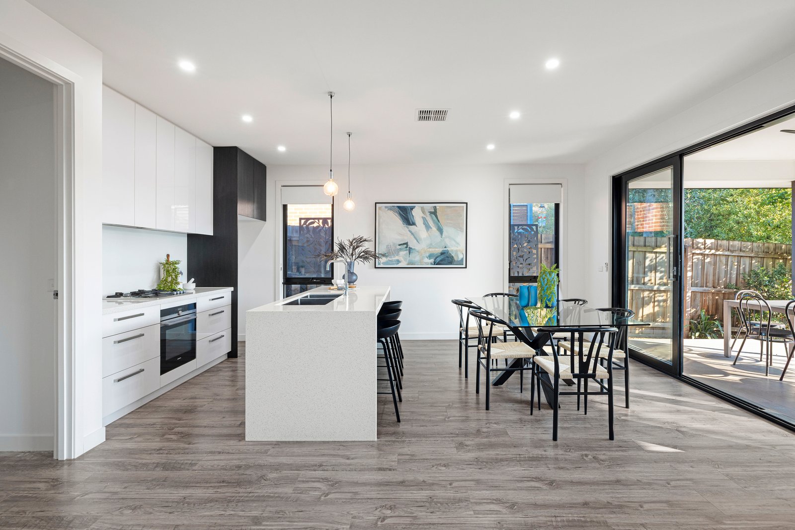 Gallery: 27A Sunray Avenue