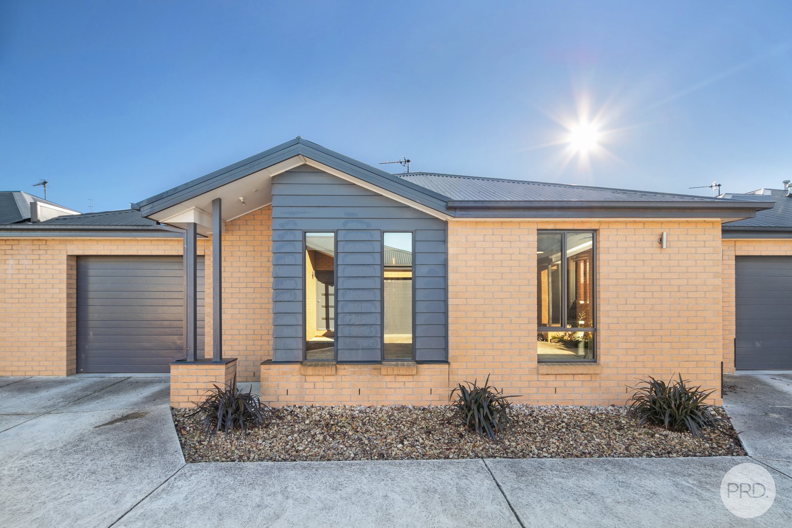 2/7A Verdon Street SEBASTOPOL 1