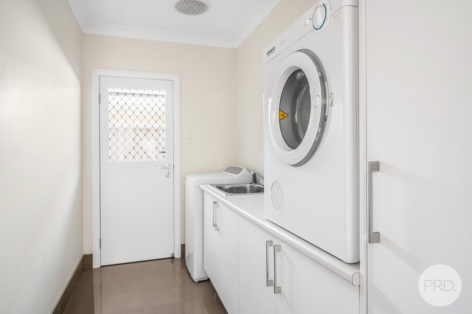 27b Dowling Street NELSON BAY 13