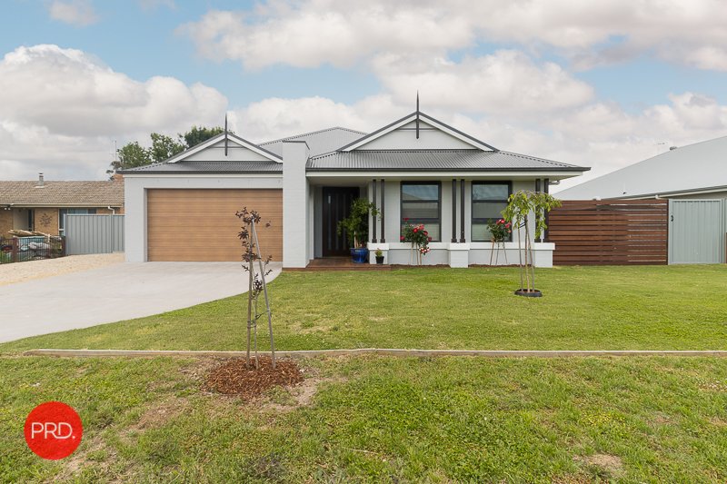 27B Mecca Lane BUNGENDORE 2