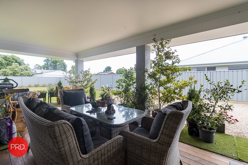 27B Mecca Lane BUNGENDORE 14