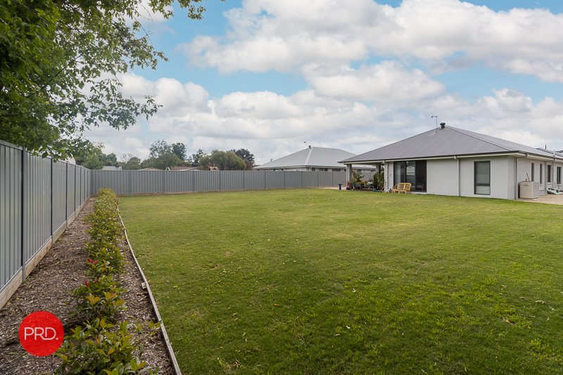 27B Mecca Lane BUNGENDORE 15
