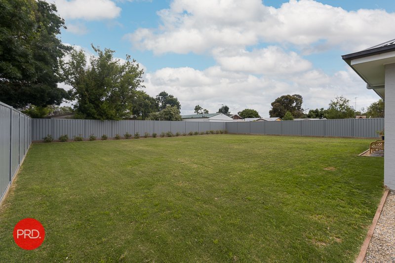 27B Mecca Lane BUNGENDORE 16