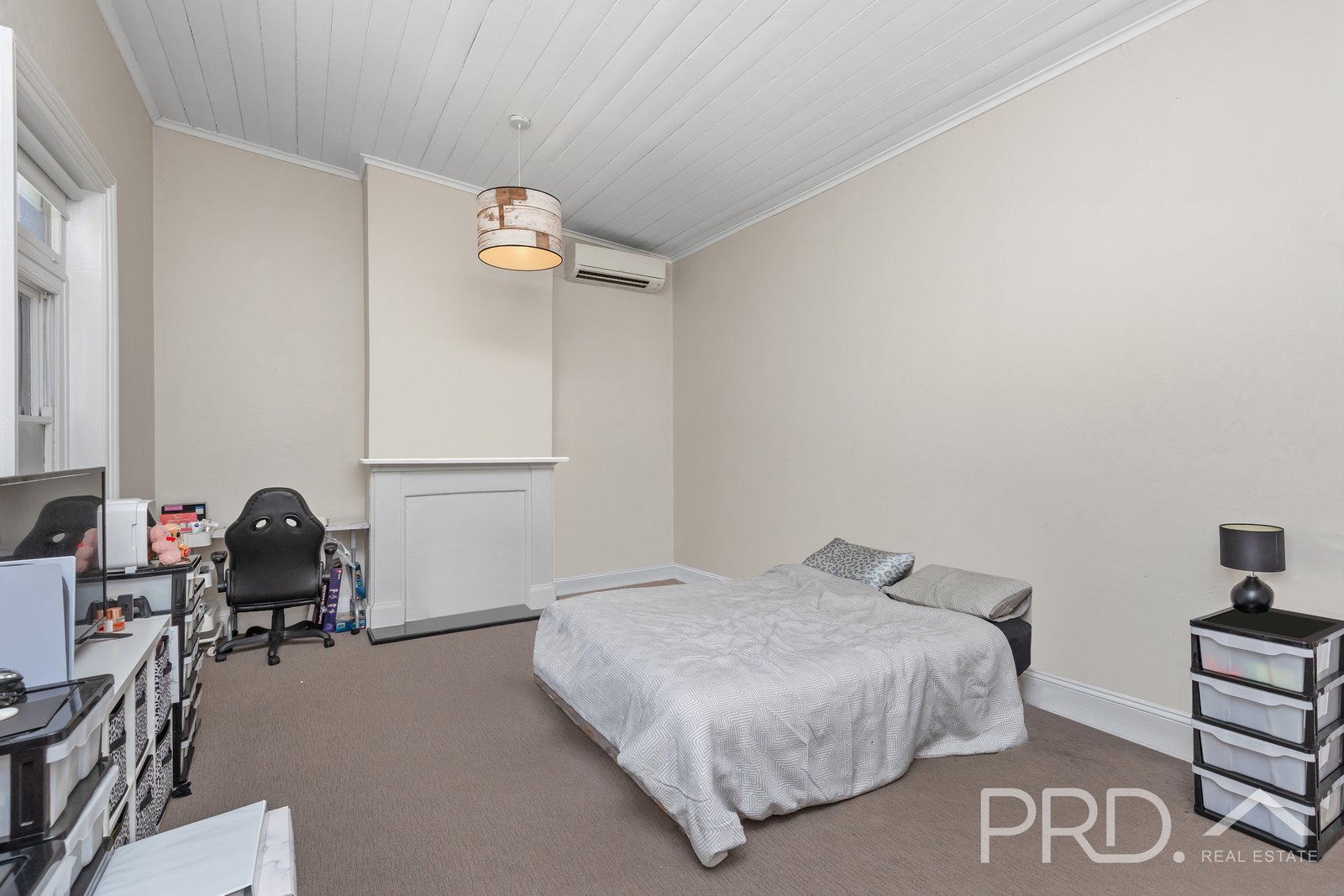 27B Russell Street TUMUT 3