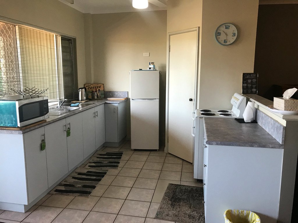 28 / 10 De Pledge Way CABLE BEACH 3