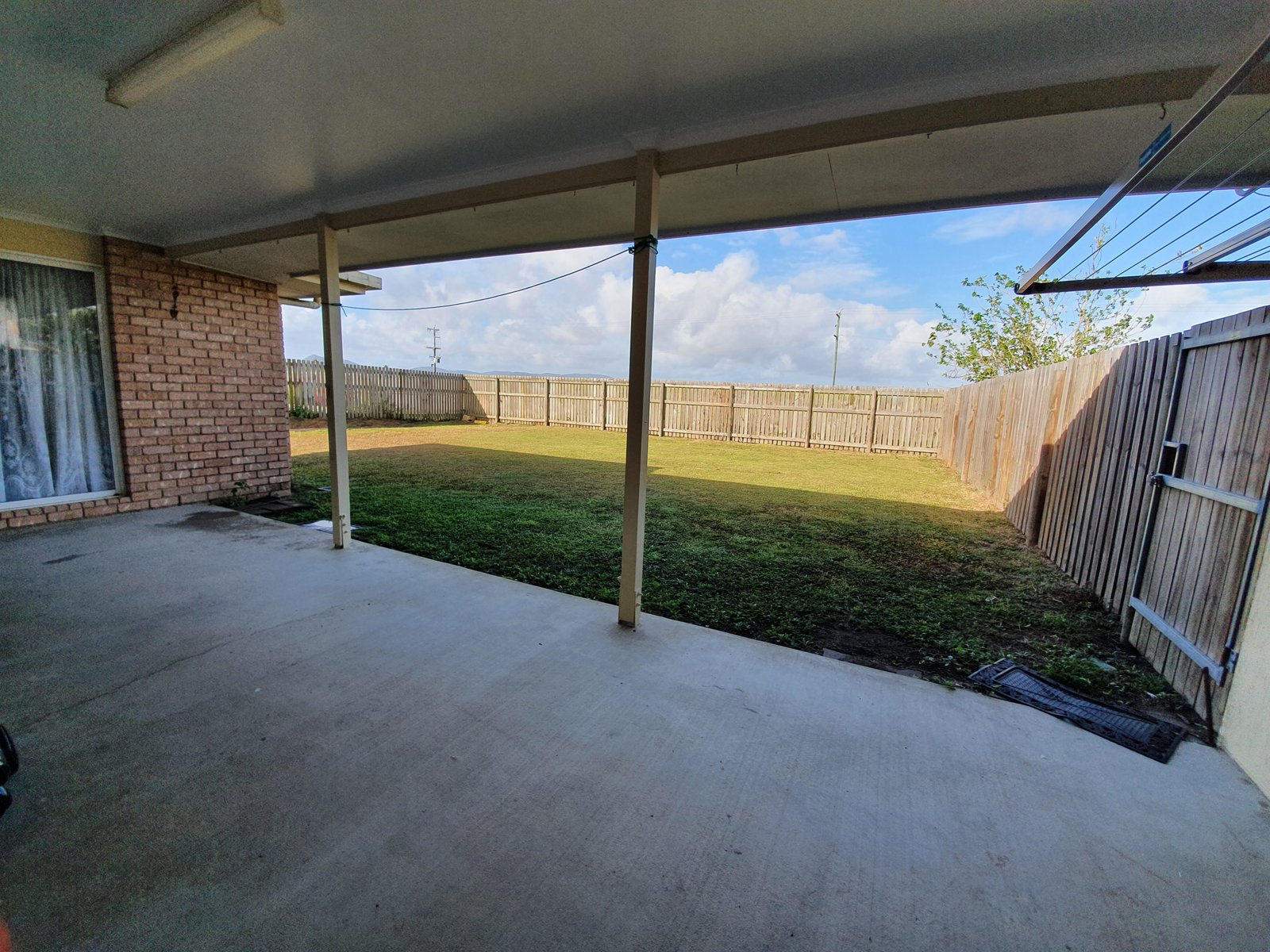 2/8-10 Gardenia St  PROSERPINE 13