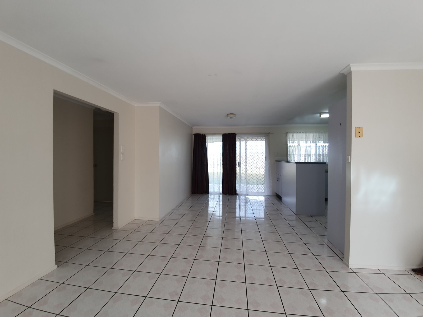 2/8-10 Gardenia St  PROSERPINE 15
