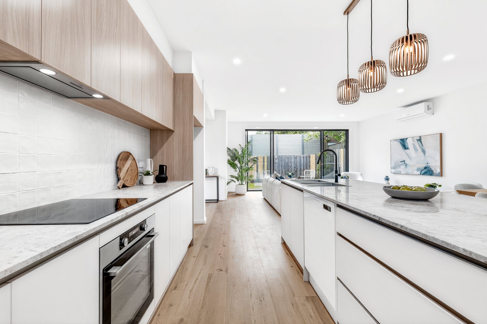 Gallery: 2/8-10 McIntosh Street