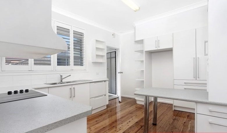 2/8-12 Evans Street SANS SOUCI 4