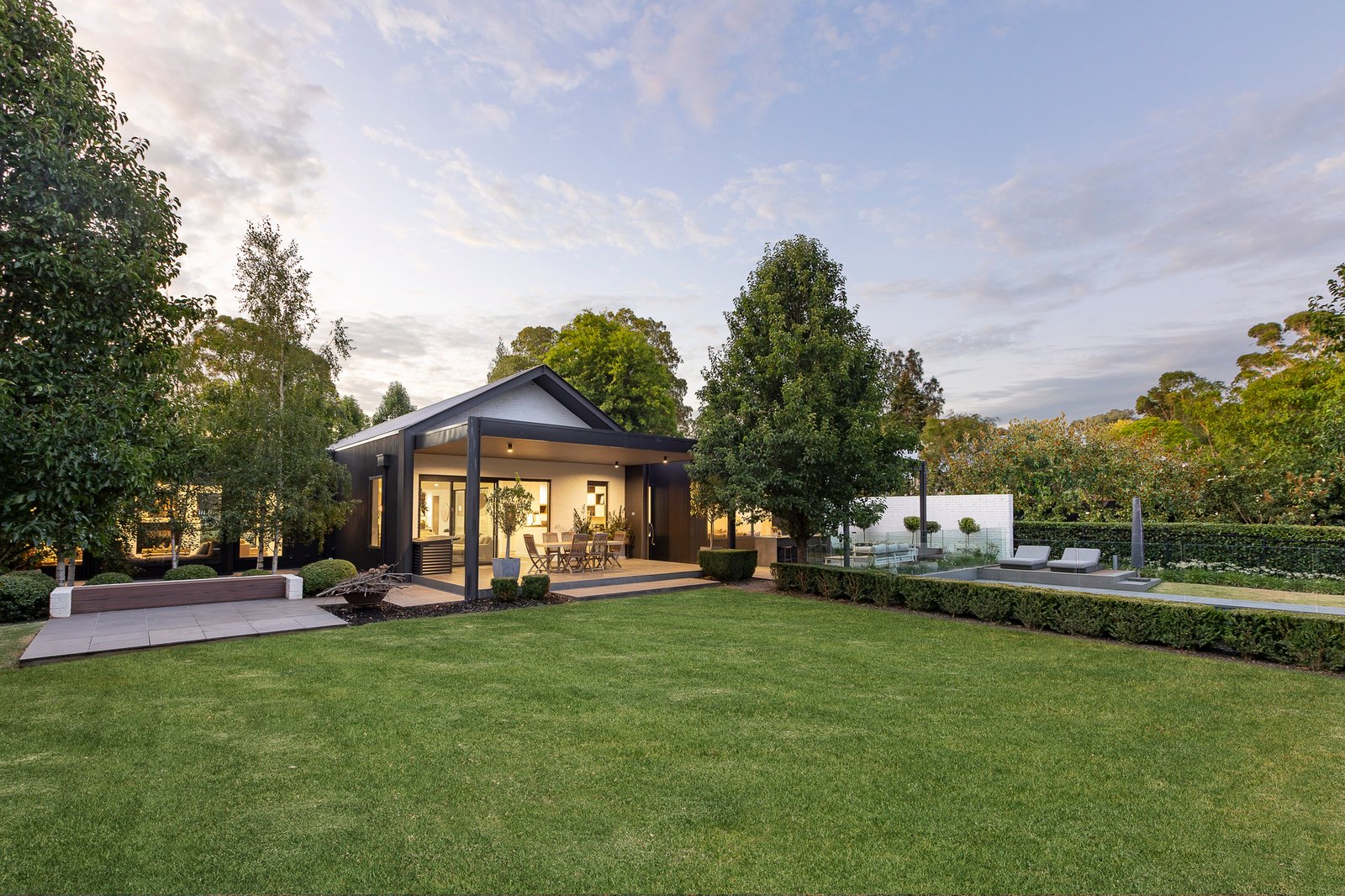 28-30 Beaumont Road, Berwick, 3806