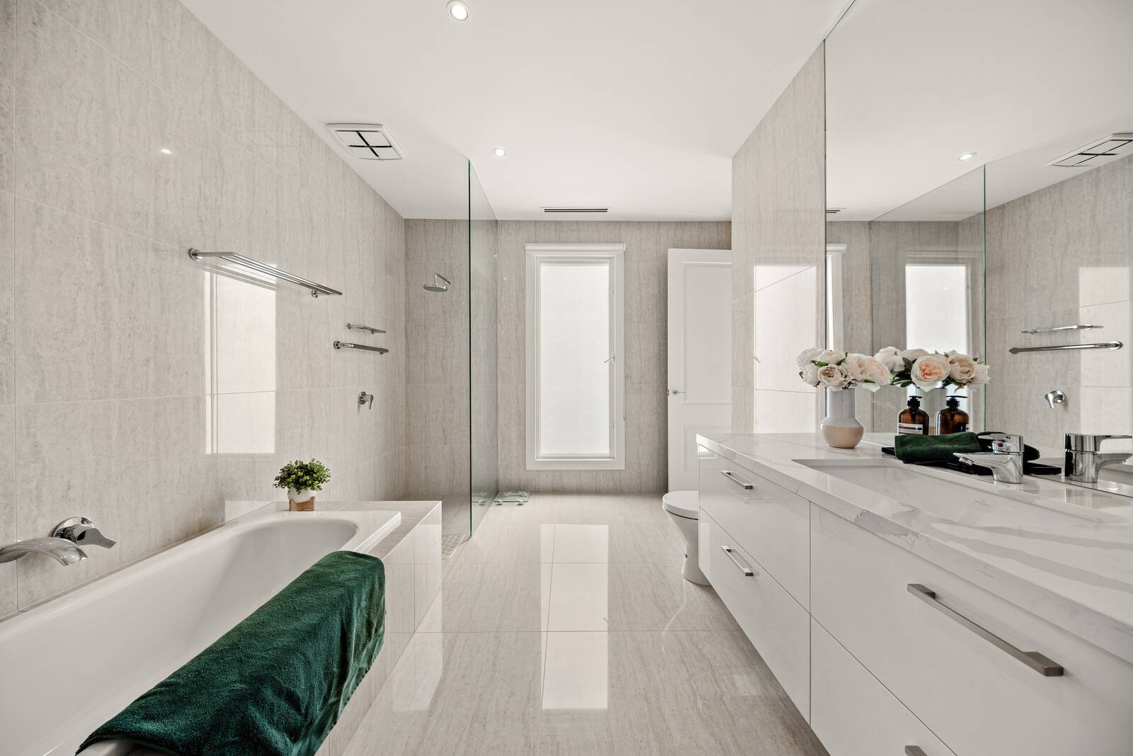 Real Estate and Property in 28 Alexandra Avenue, Canterbury, VIC