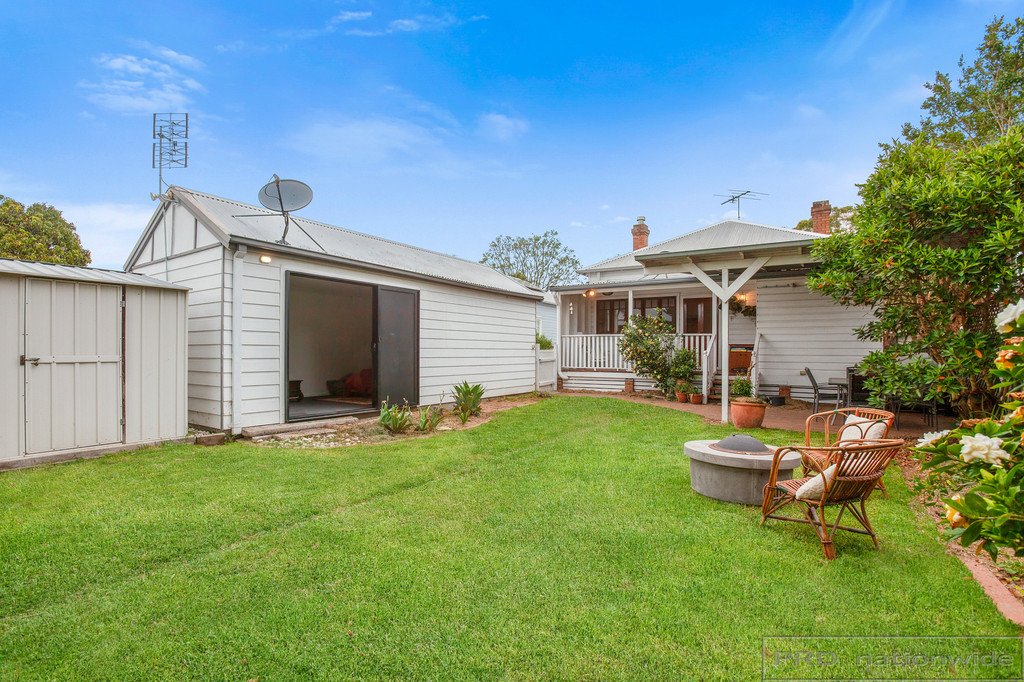 28 Allan Street LORN 20