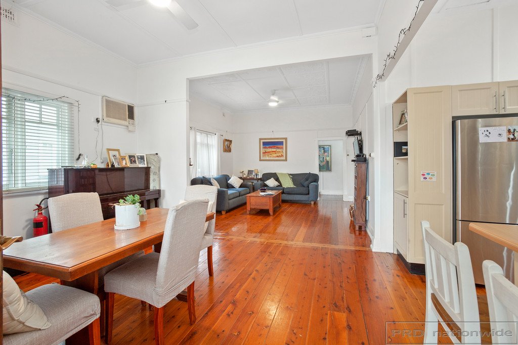 28 Allan Street LORN 7