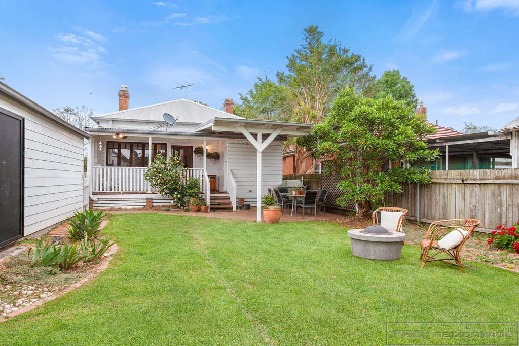 28 Allan Street LORN 21