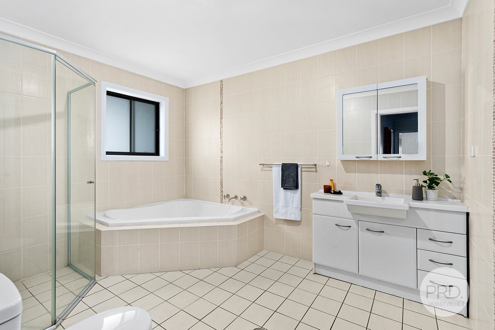 2/8 Australia Street HURSTVILLE 7