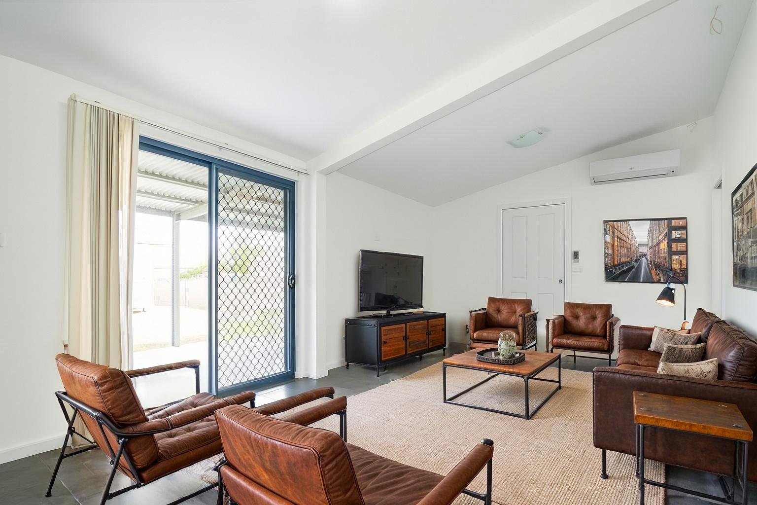 2/8 Avonlea Street DAPTO 3