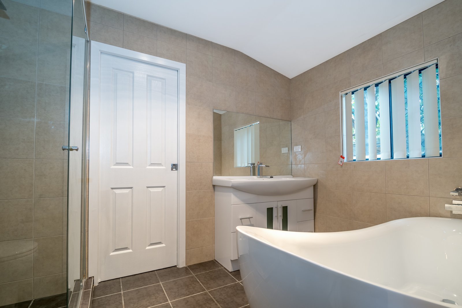 2/8 Avonlea Street DAPTO 5