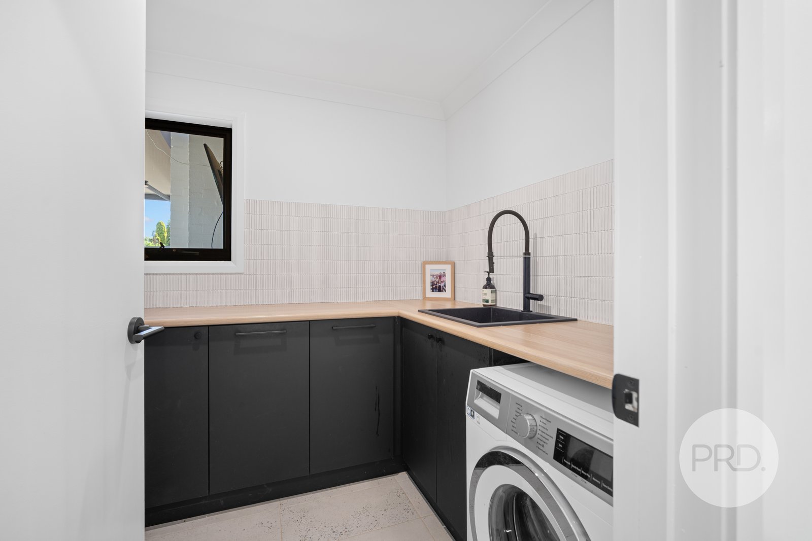 28 Balmoral Crescent LAKE ALBERT 20