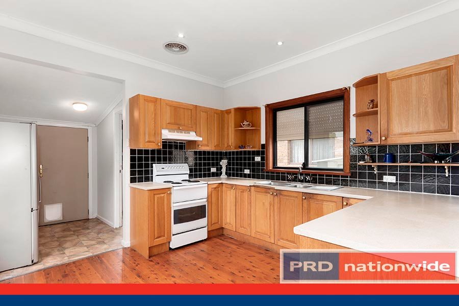 28 Balmoral Road MORTDALE 2