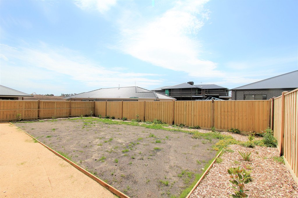 28 Banff Road Winter Valley 13