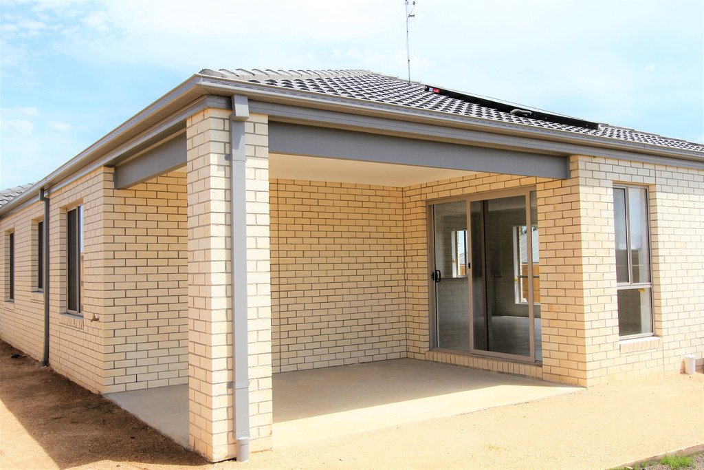 28 Banff Road Winter Valley 14