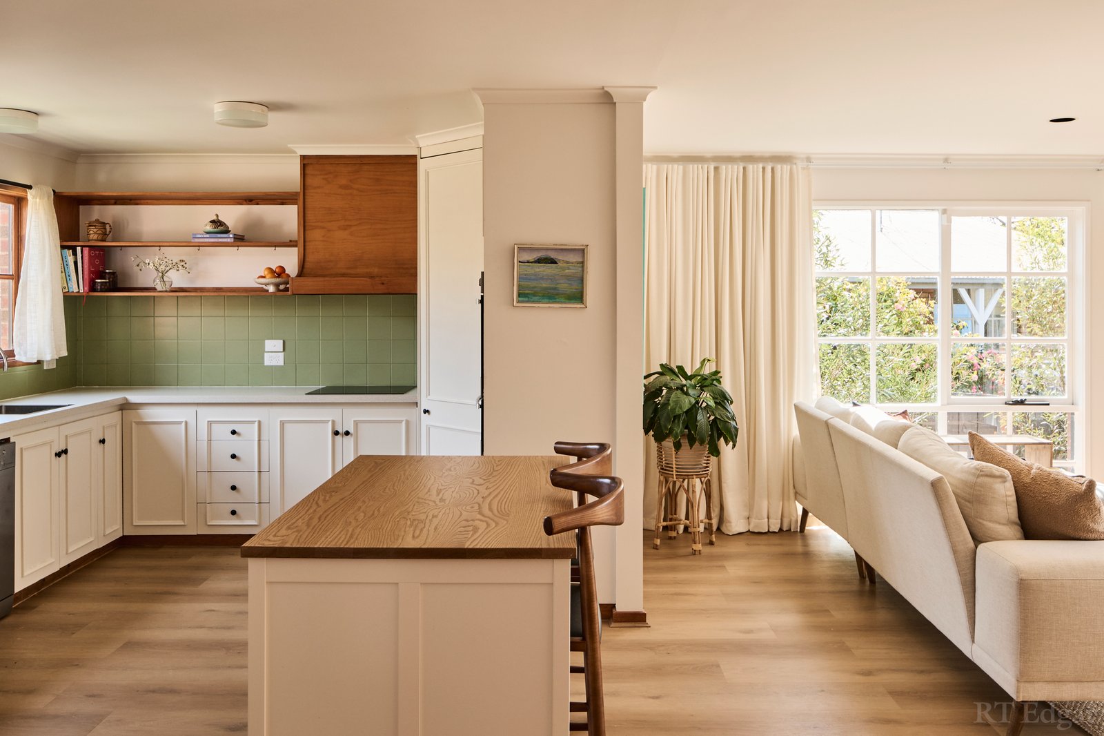 Real Estate and Property in 28 Barramundi Crescent, Ocean Grove, VIC