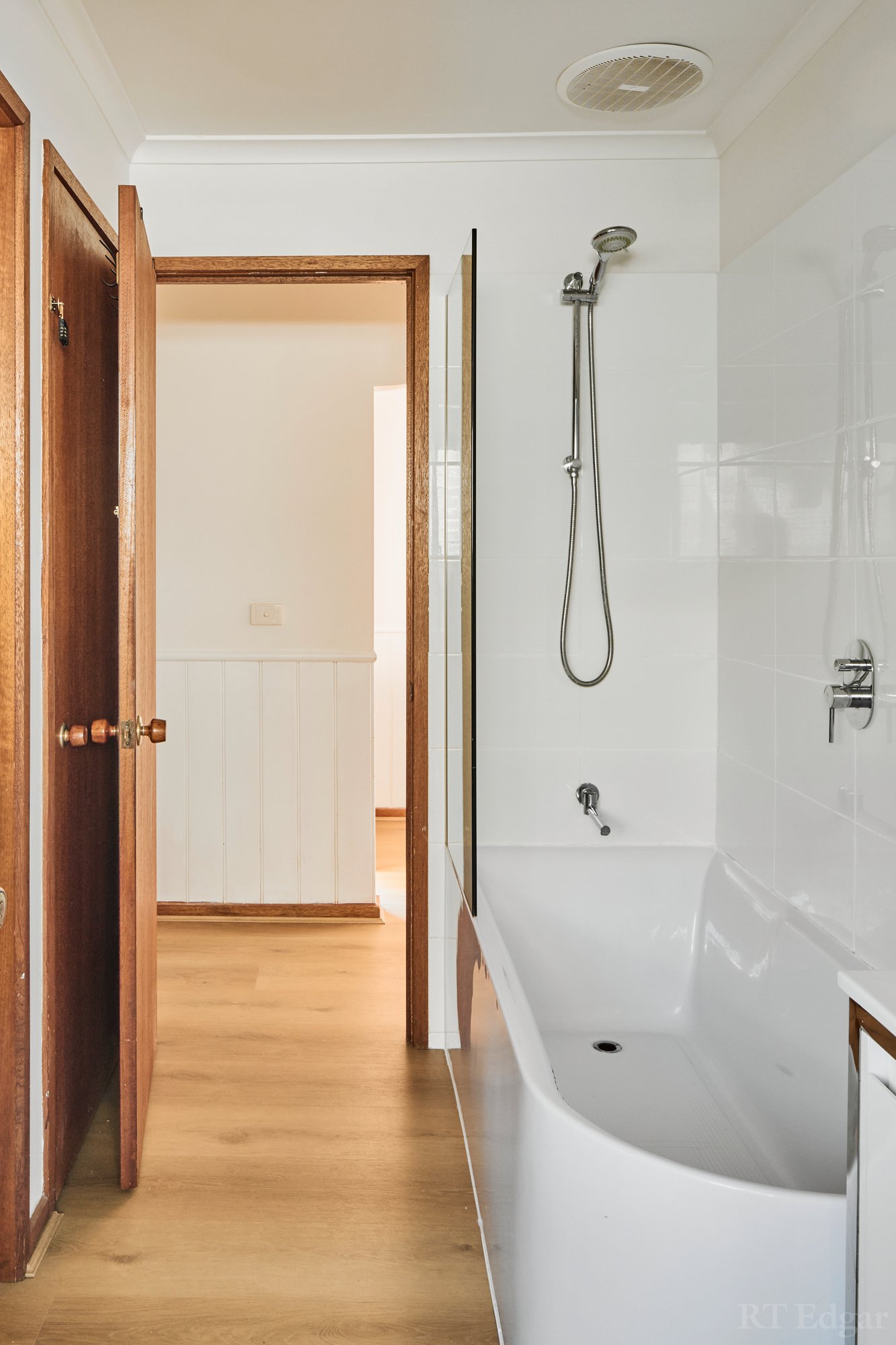 Real Estate and Property in 28 Barramundi Crescent, Ocean Grove, VIC