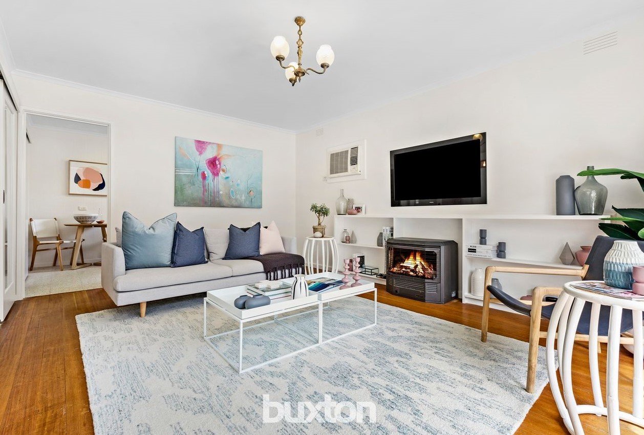 Gallery: 2/8 Bayview Crescent