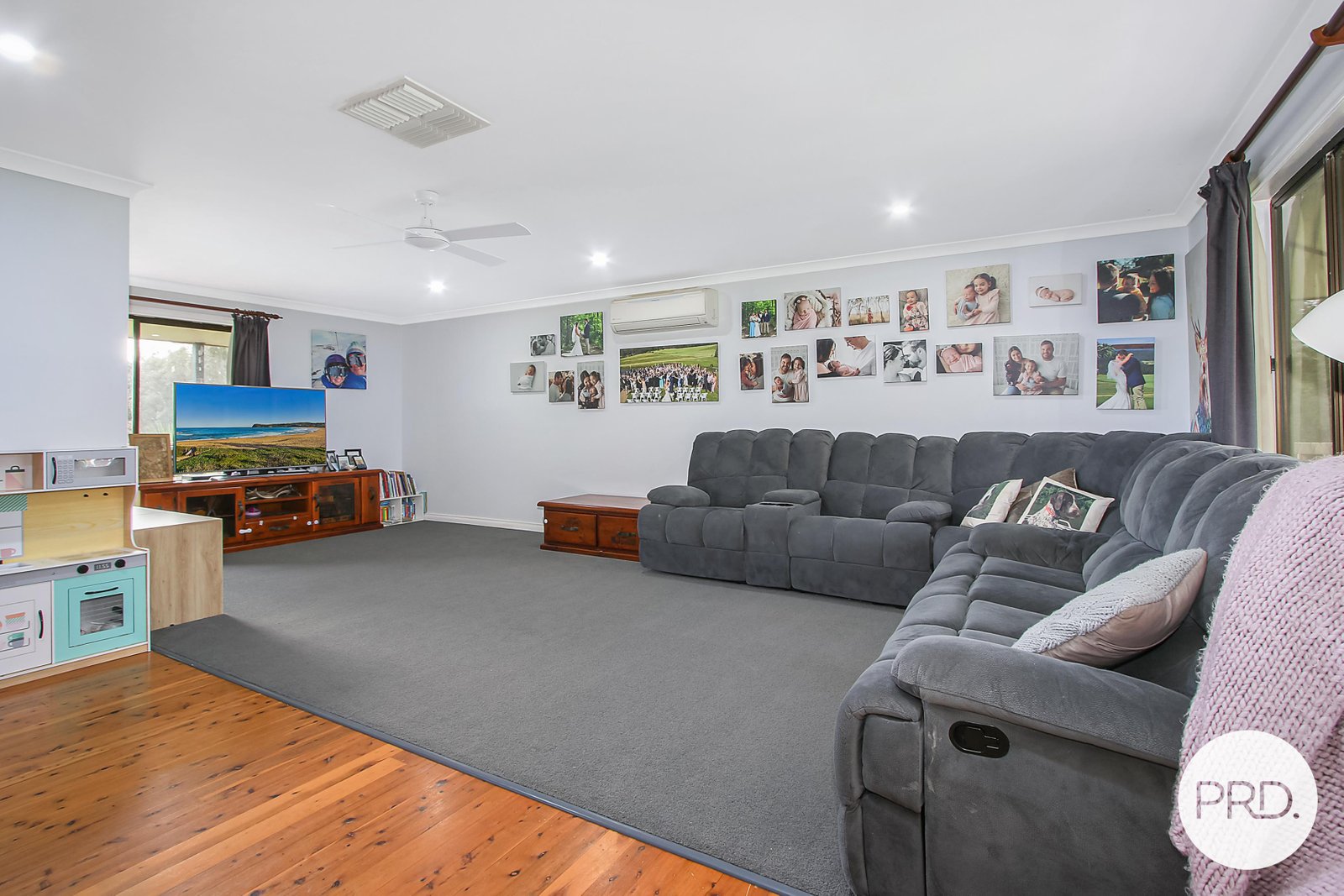 28 Beach Road East  BURRUMBUTTOCK 6