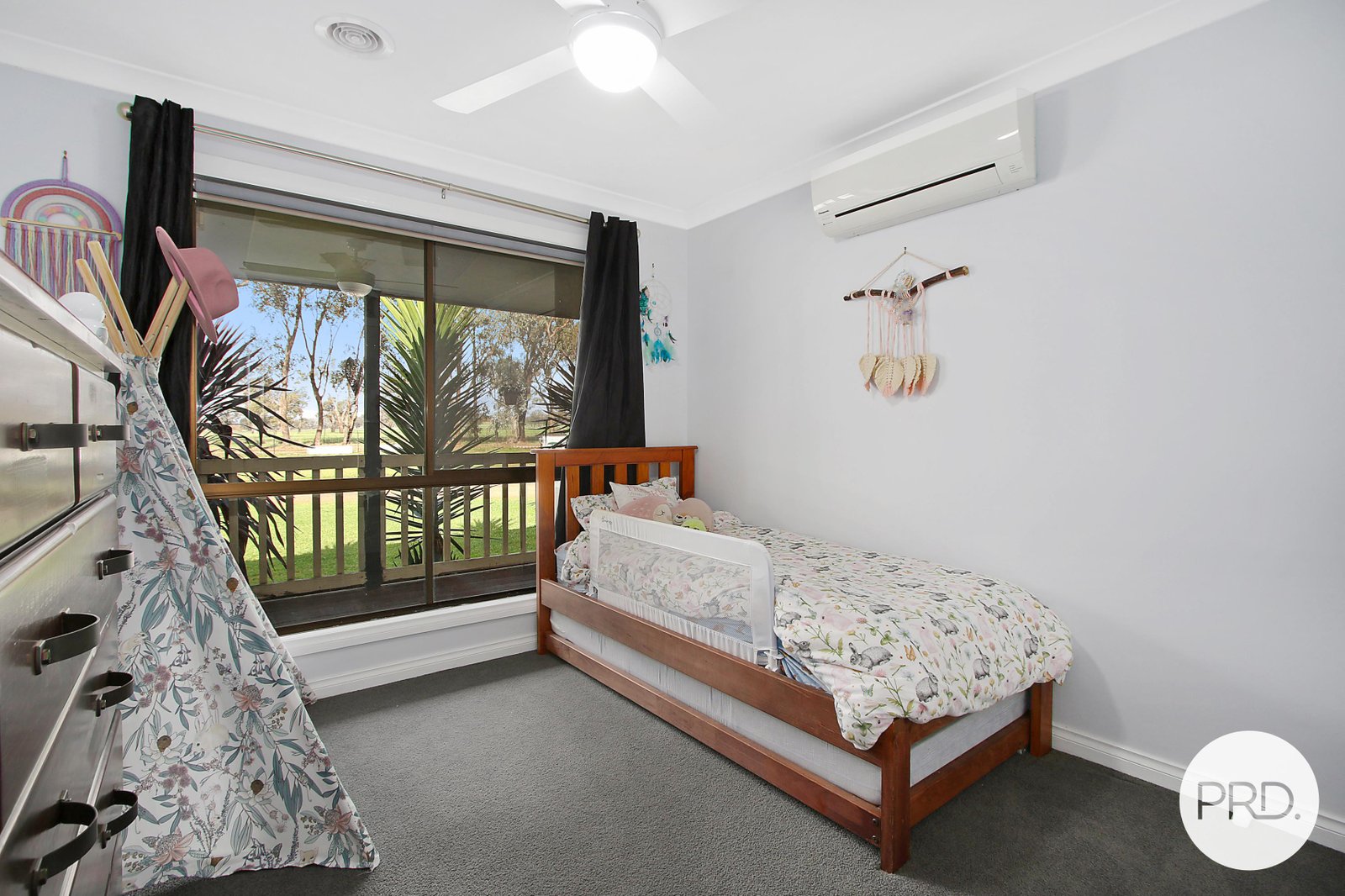 28 Beach Road East  BURRUMBUTTOCK 12