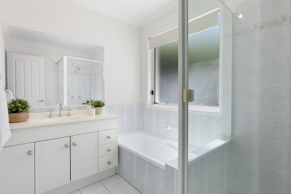 28 Beaconsfield Drive Burleigh Waters 13