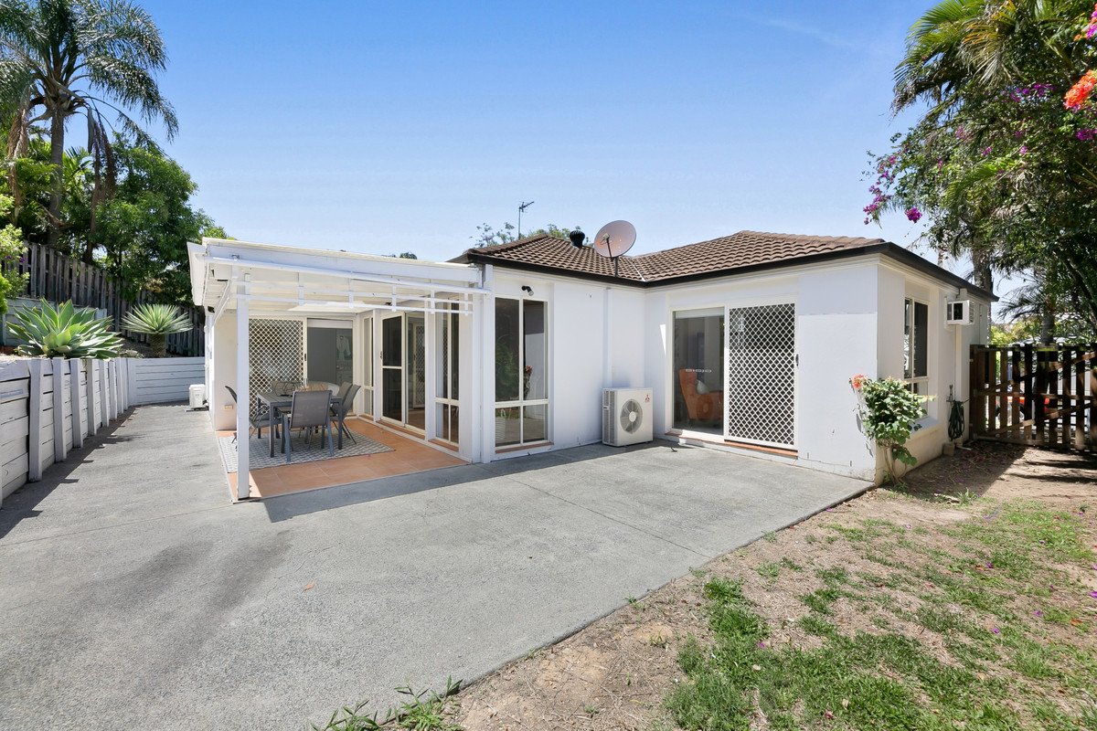 28 Beaconsfield Drive Burleigh Waters 19