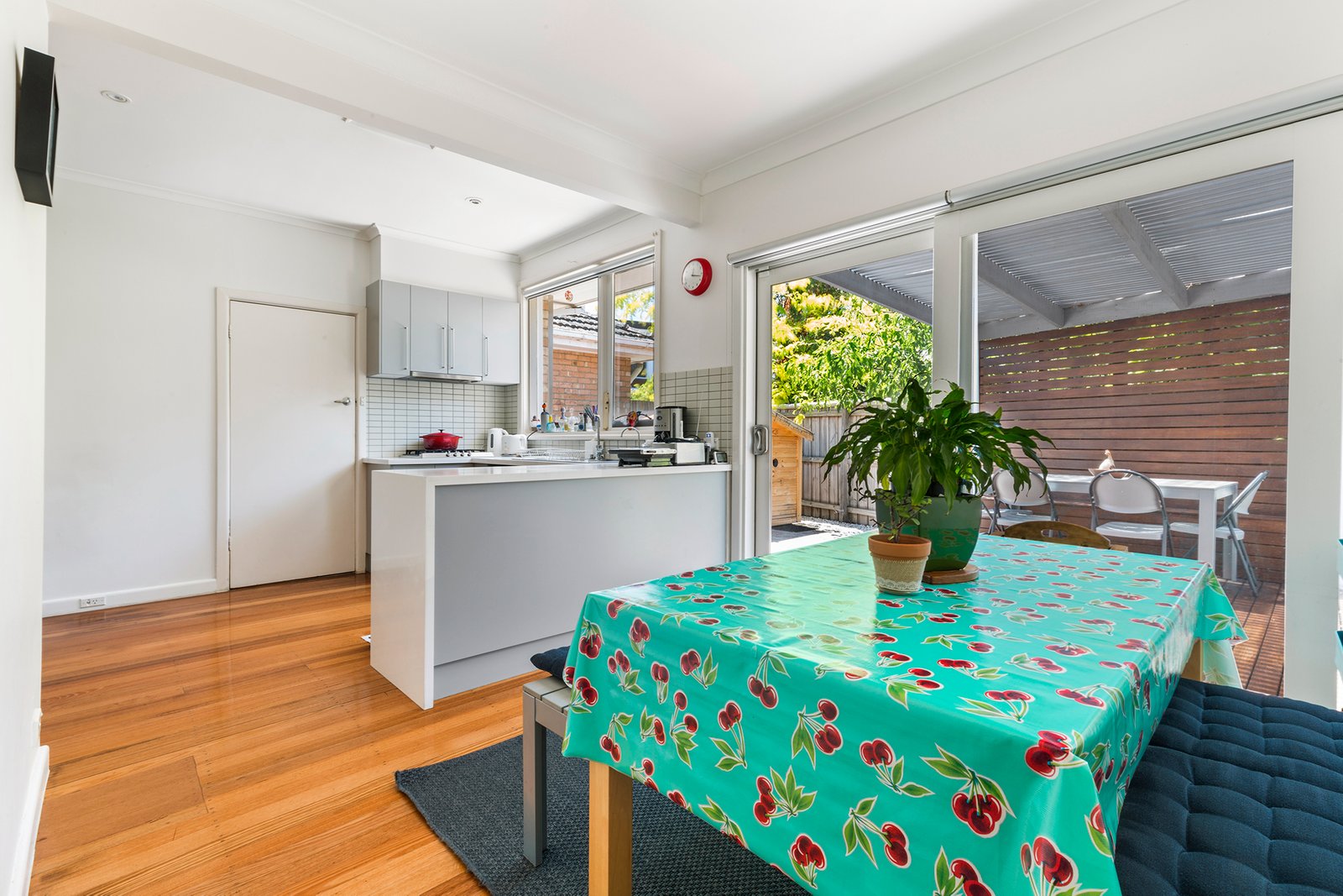 Gallery: 2/8 Bealiba Road