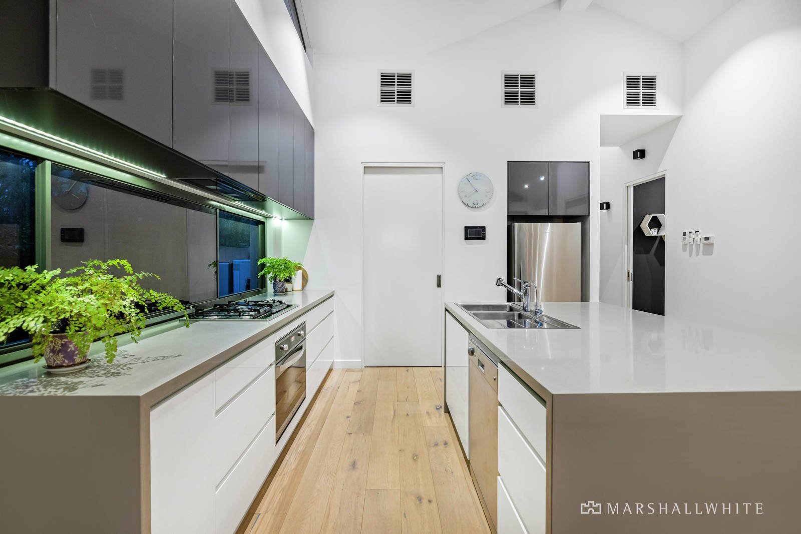 28 Beatty Parade, Mornington, VIC