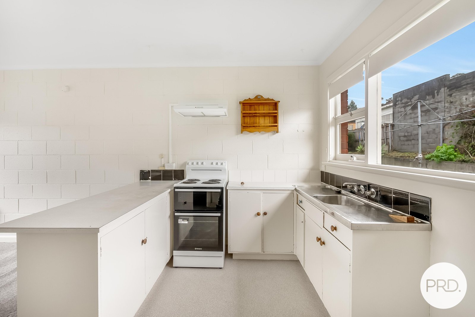 2/8 Belar Street HOWRAH 1