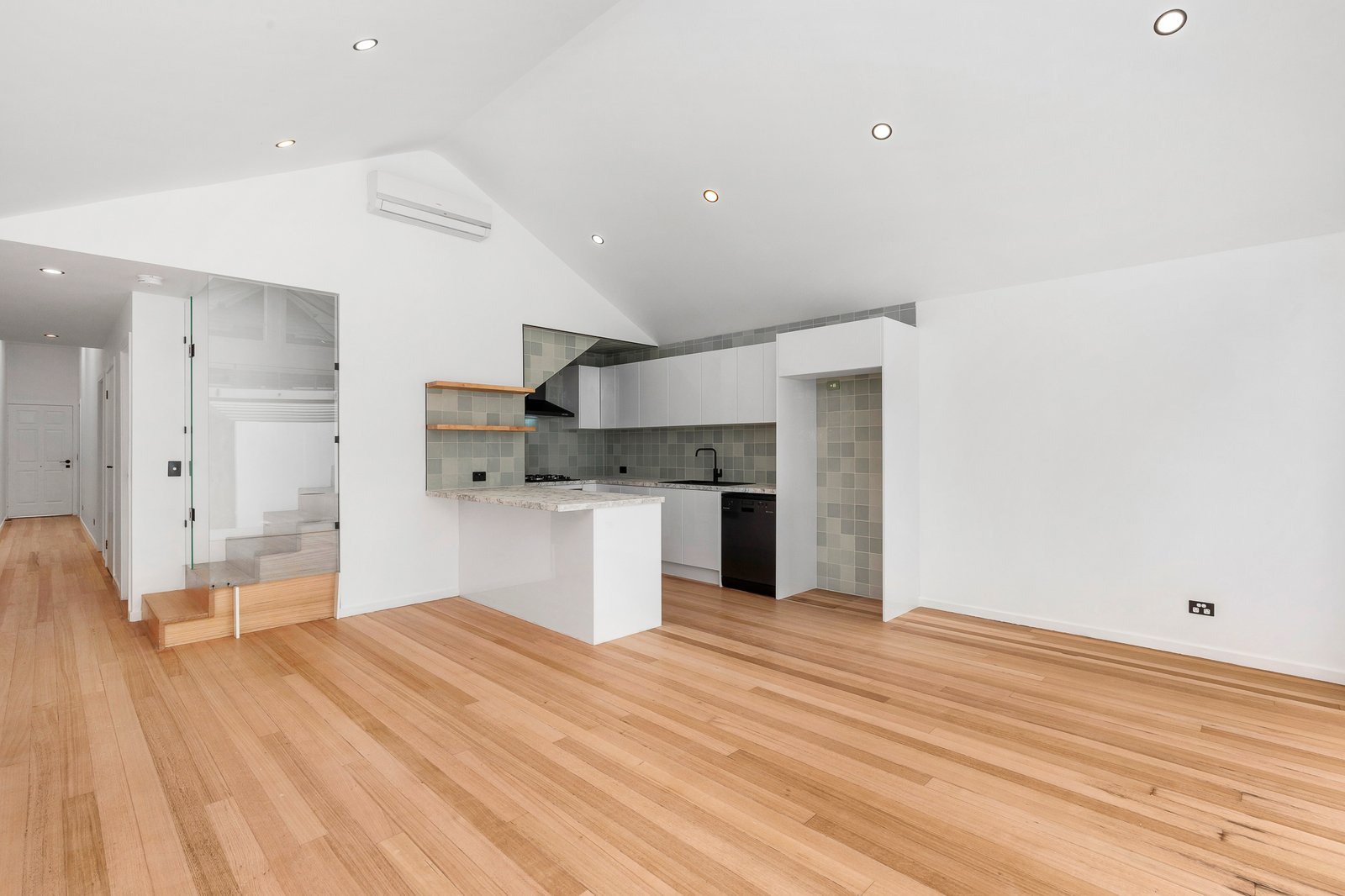 Real Estate and Property in 28 Bell Street, Richmond, VIC