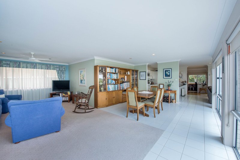 28 Bonito Street CORLETTE 12