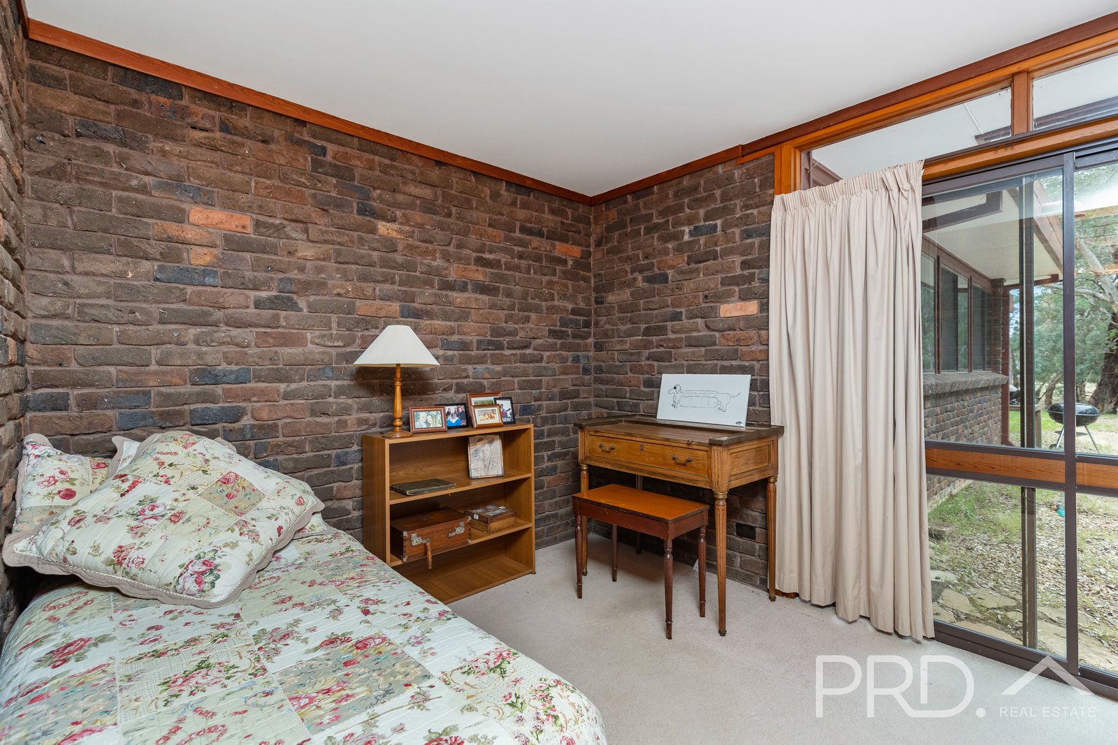 28 Boonderoo Road TUMUT 13