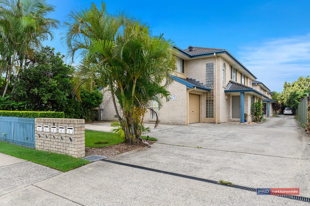 2/8 Boultwood Street COFFS HARBOUR 1